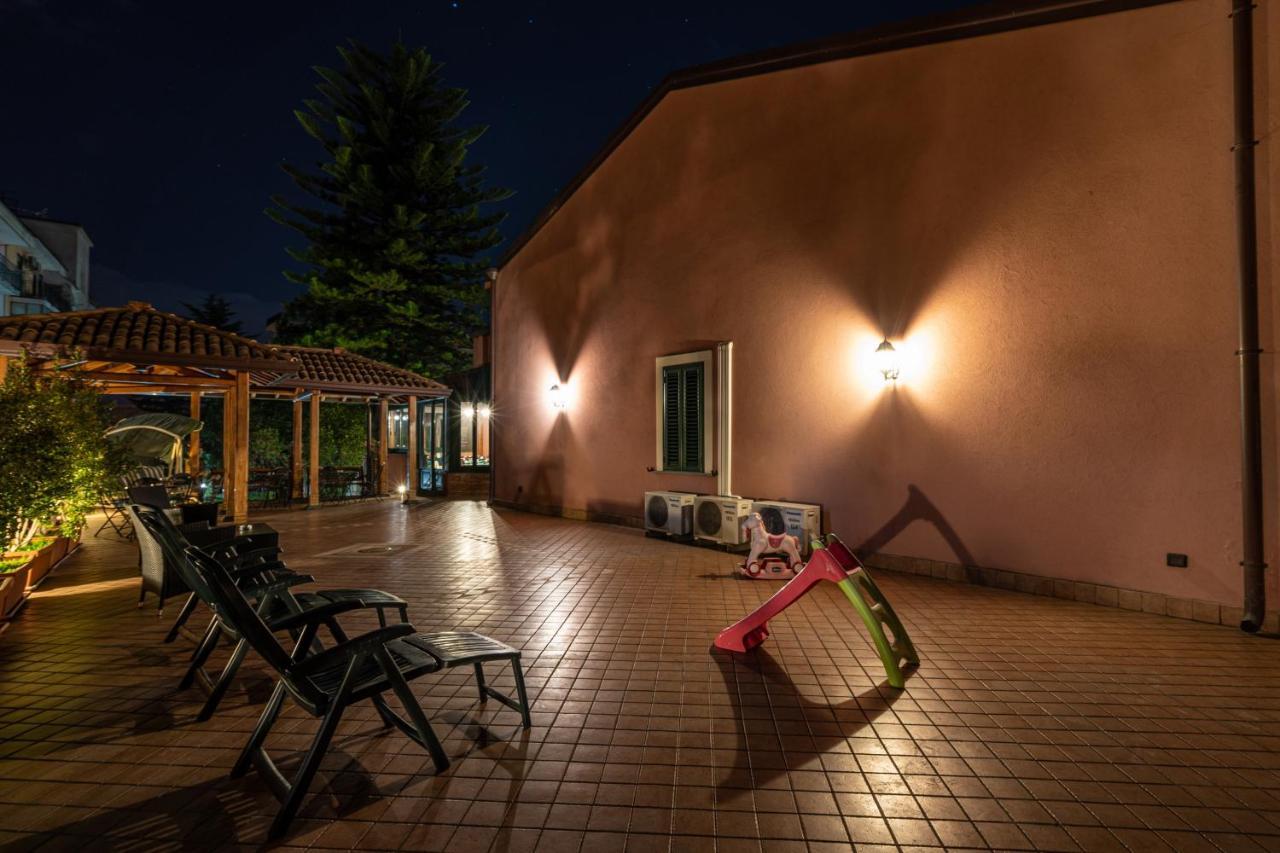 Alhambra - Guest House Di Charme Джарре Экстерьер фото